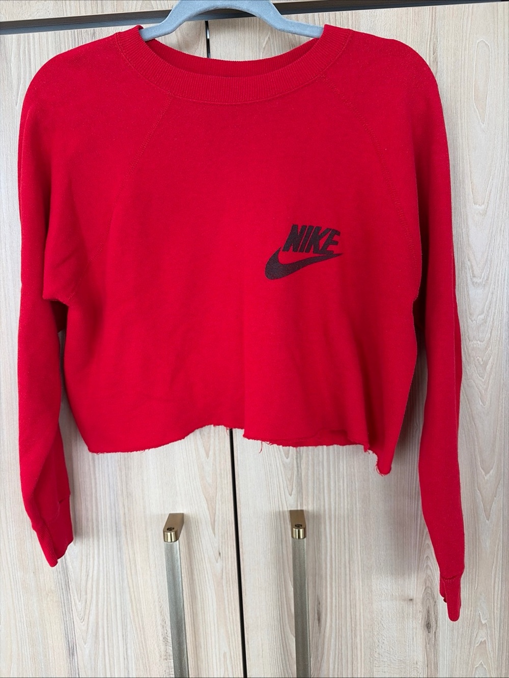 Nike Women’s L Red Cropped Crewneck Sweatshirt Swoosh Logo Boxy